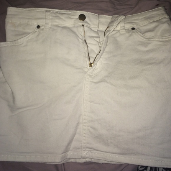 Mini skirt size 6