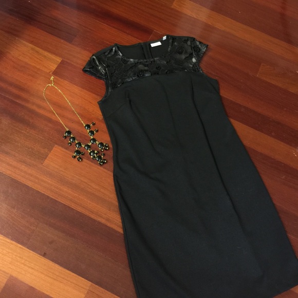 Eva Mendes Black Cap Sleeve Dress-M