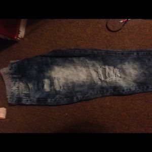Ripped jeans size 11