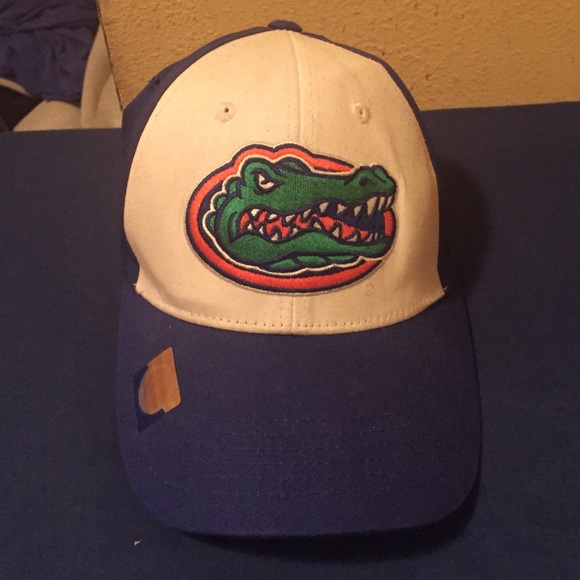 UF Gators Hat and Shirt