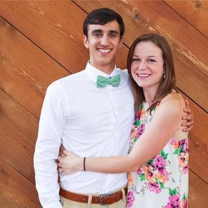 Meet your Posher, Caitlan