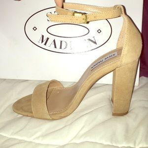 Steve Madden Carrson heels with strap