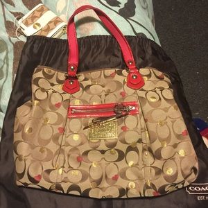 Coach poppy secret admirer purse!