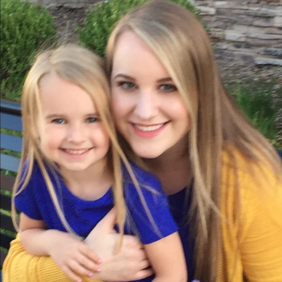 Meet your Posher, Lauren