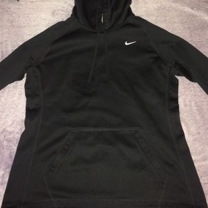 Therma-fit Nike pull over / size m / $23