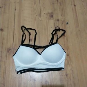 Used. Black & White Baralette
