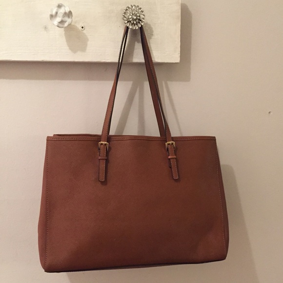 Michael Kors NEW Jet Set Travel Tote Medium - Picture 2 of 4