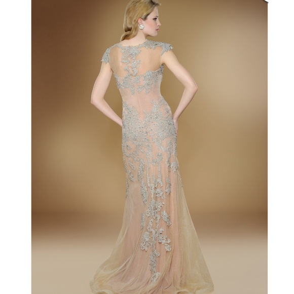 Rina DiMontella capsleeve embellished evening gown - Picture 2 of 4