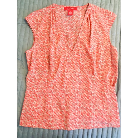 Faux wrap Blouse and Skirt ⭐️BUNDLE⭐️ - Picture 2 of 3