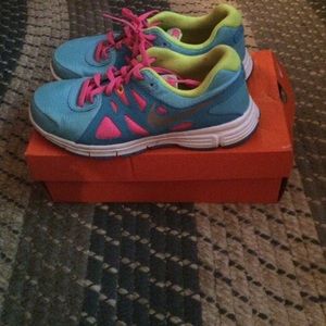Nike girls sneakers size 5.5