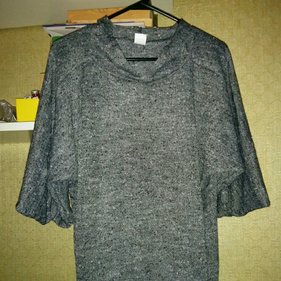 Gray Light Sweater - Picture 2 of 3