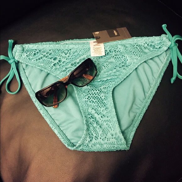 Brand new Mossimo bathing suite bottoms