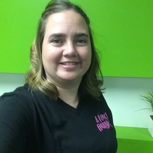 Meet your Posher, Kelli