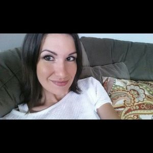 Meet your Posher, Amelie