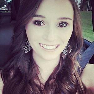 Meet your Posher, Isabella