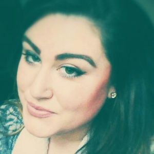 Meet your Posher, Chrissy