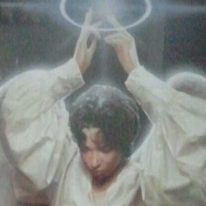 Meet your Posher, Iris