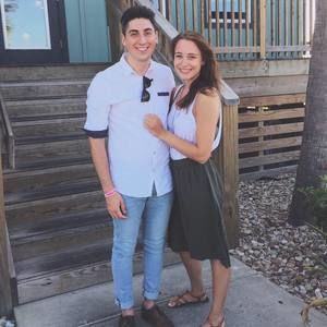 Meet your Posher, Lita