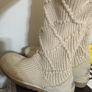 Authentic ugg Australia knit boots