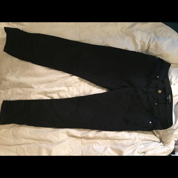 Forever21 black pants w/ zipper ankle detail