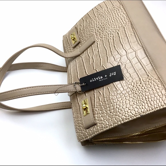 Olivia + Joy Handbags - [•HP•] Olivia & Joy Multi Compartment Satchel