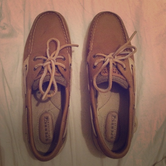 Tan Sperry's Size 8