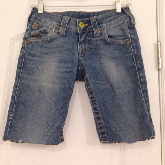 SIZE 25 CUT OFF TRUE RELIGION SHORTS