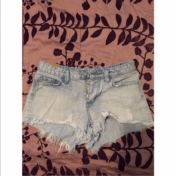 Insight ripped shorts