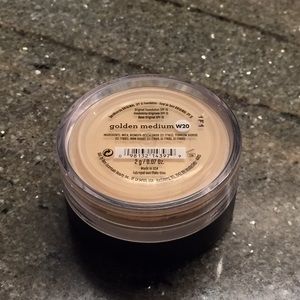 *Brand New* Bare Minerals Foundation-Golden Medium