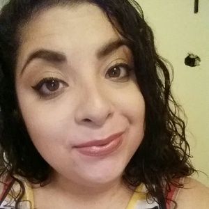 Meet your Posher, Daniela