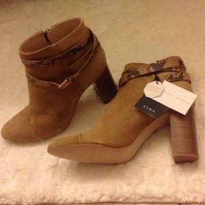Zara leather ankle boots *never been worn* NEW!