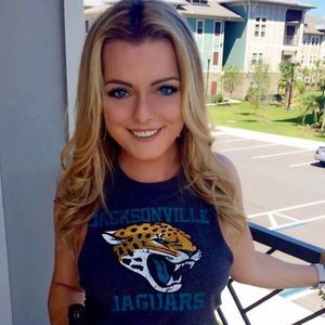 Meet your Posher, Meaghan