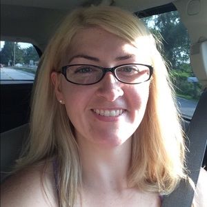 Meet your Posher, Carrie