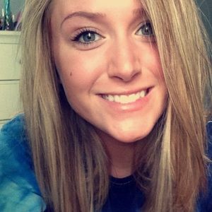 Meet your Posher, Hailee