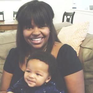 Meet your Posher, Elise