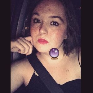 Meet your Posher, Bethany