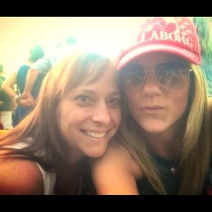 Meet your Posher, Traci