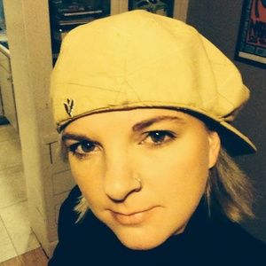 Meet your Posher, Terina
