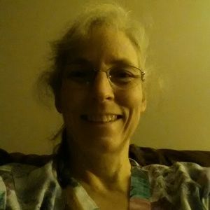 Meet your Posher, Debora D.