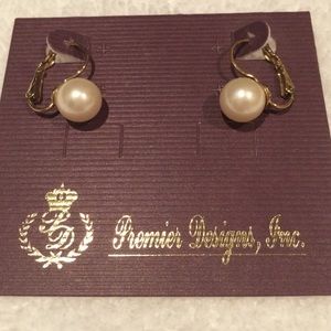 Premier Designs "Taylor-Gold" earrings
