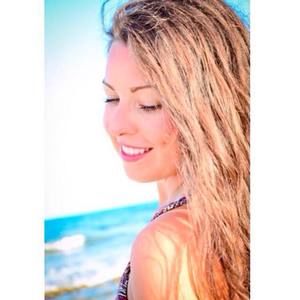 Meet your Posher, Noelle