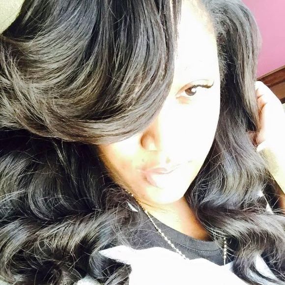 Meet your Posher, Aleta - Picture 1 of 1