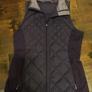 Lululemon size 10 down vest