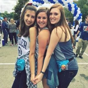 Meet your Posher, Carly