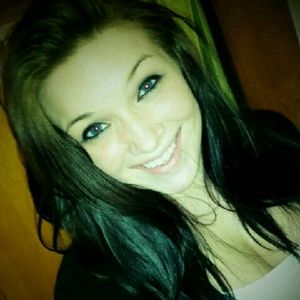 Meet your Posher, Melonie