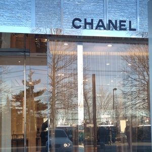 Meet your Posher, Samira