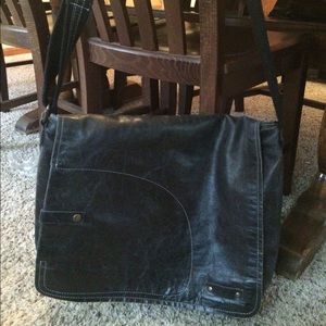 Wilson Leather cross body bag