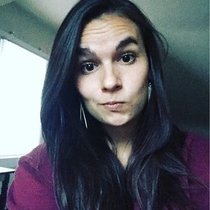 Meet your Posher, Courtney