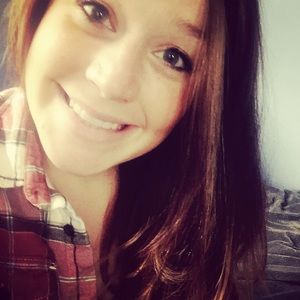 Meet your Posher, Alaina