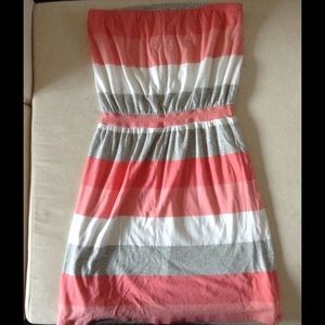 NWT Banana Republic striped strapless dress